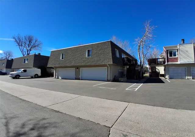 Listing Photo 3 - Condo for sale in building located at 1135 S Oneida St, Denver, CO 80224 - Unit #A