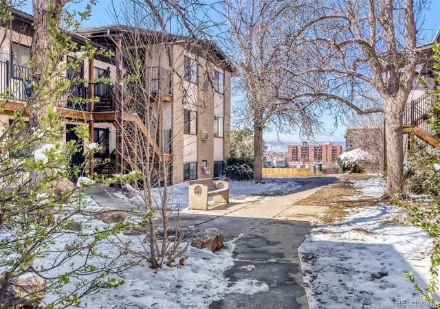 1st image of 875 S Quebec St #4, Denver, CO 80247 | MLS# 2902127