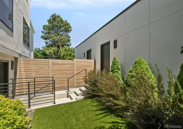 Photo 2 of Single family home for sale at 288 Monroe St, Denver, CO 80206 | MLS# 4698565 | Listing updated on 2026-10-07