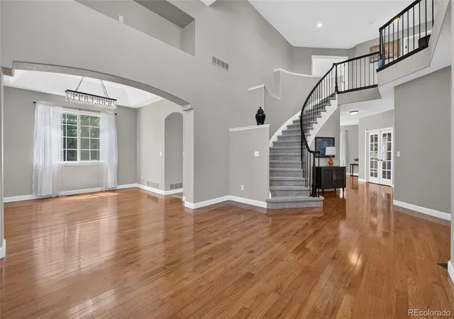 Photo 4 of Single family home for sale at 6638 W Hamilton Dr, Lakewood, CO 80227 | MLS# 4544621 | Listing updated on 2026-08-28