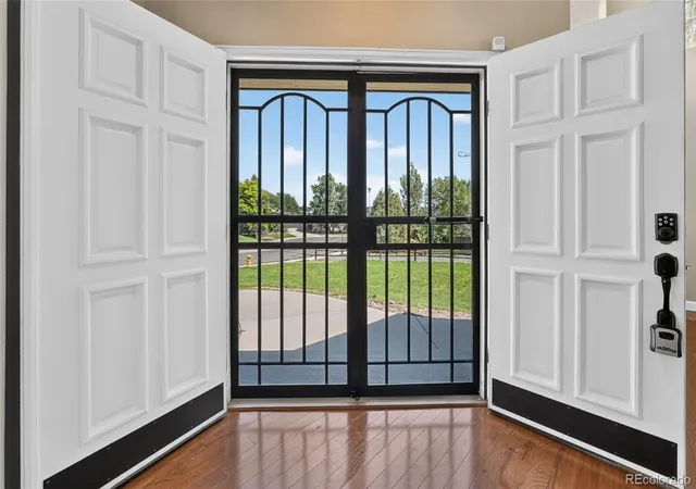 Photo 3 of Single family home for sale at 6638 W Hamilton Dr, Lakewood, CO 80227 | MLS# 4544621 | Listing updated on 2026-08-28