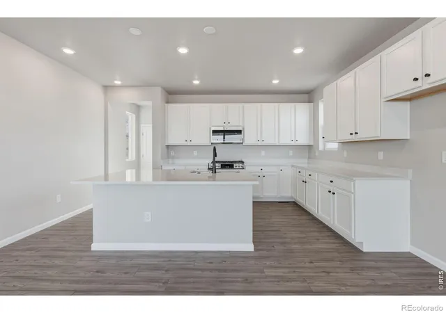 Homes for sale in Aurora, CO | 24317 E River Front Dr, Aurora, CO 80019 | MLS# IR1054284
