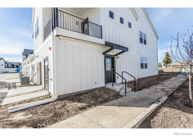 Homes for sale in Windsor, CO | 1811 Bounty Dr, Windsor, CO 80550