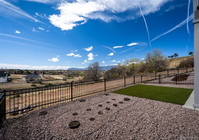 39th image of 4415 Peak Crest Vw, Colorado Springs, CO 80918 | MLS# 5540555