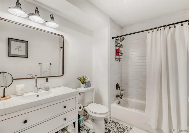 2nd image of 4896 S Dudley St #3, Littleton, CO 80123 | MLS# 9583601