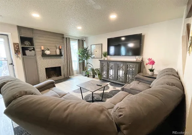 5th image of 7373 W Florida Ave, Lakewood, CO 80232