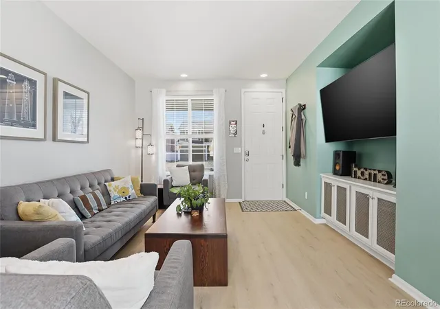 2nd image of 5548 Killarney Ct, Denver, CO 80249 | MLS# 6625521