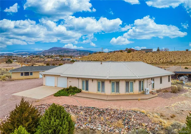3rd image of 3037 Elizabeth St, Canon City, CO 81212 | MLS# 2019468