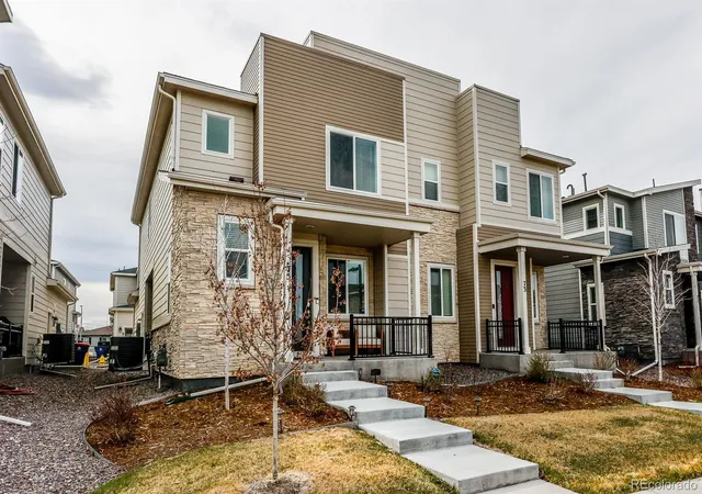 Homes for sale in Aurora, CO | 75 S Uriah St, Aurora, CO 80018 | MLS# 5681537