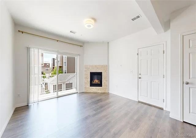 4th image of 15700 E Jamison Dr #202, Englewood, CO 80112 | MLS# 9640734