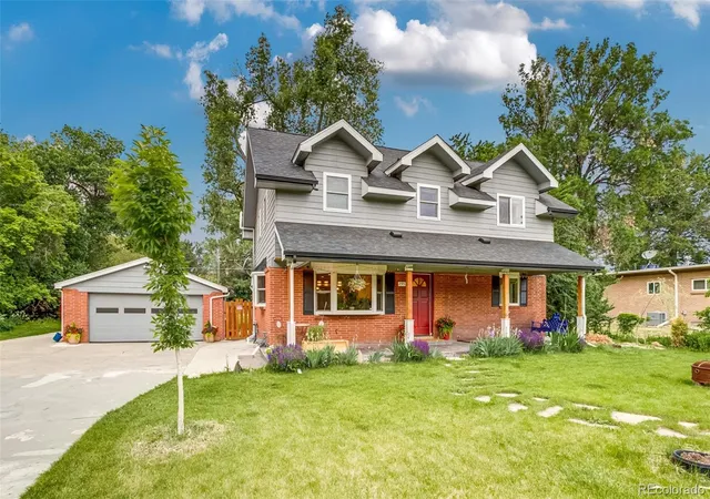 Photo 2 of Single family home for sale at 755 Holland St, Lakewood, CO 80215 | MLS# 5227783 | Listing updated on 2026-09-22
