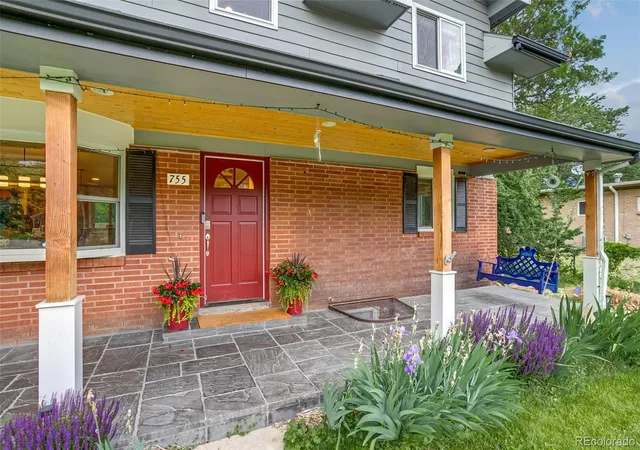 Photo 3 of Single family home for sale at 755 Holland St, Lakewood, CO 80215 | MLS# 5227783 | Listing updated on 2026-09-22