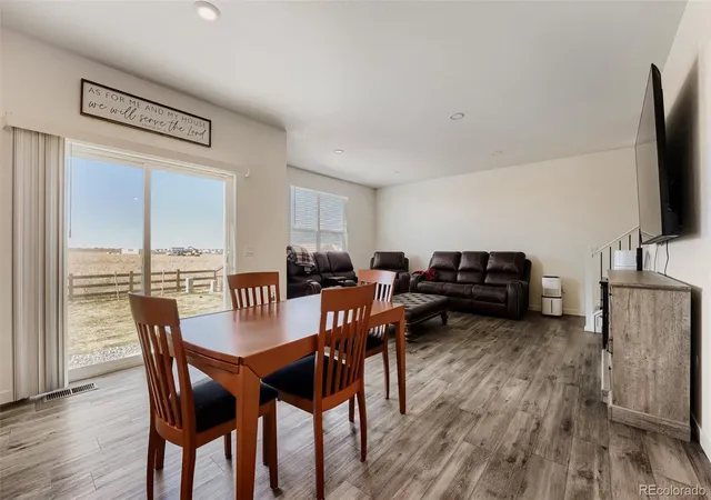 5th image of 46557 Sunrise Ct, Bennett, CO 80102 | MLS# 9838564