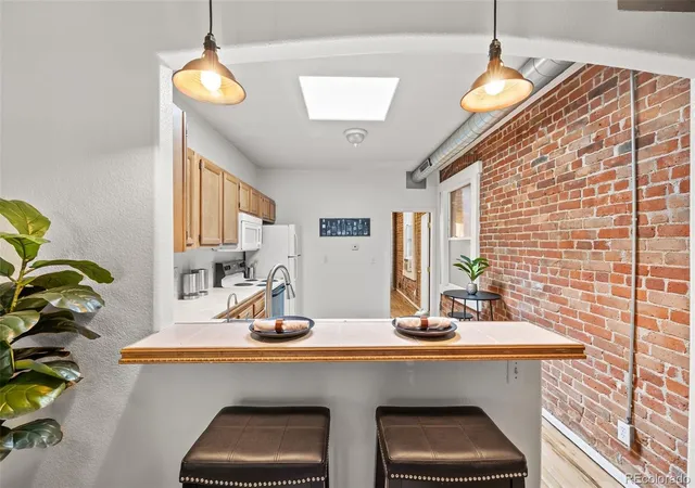 5th image of 321-323 Inca St, Denver, CO 80223 | MLS# 9711647