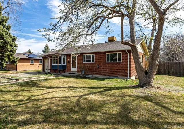 Homes for sale in Lakewood, CO | 40 Dover St, Lakewood, CO 80226 | MLS# 7638430