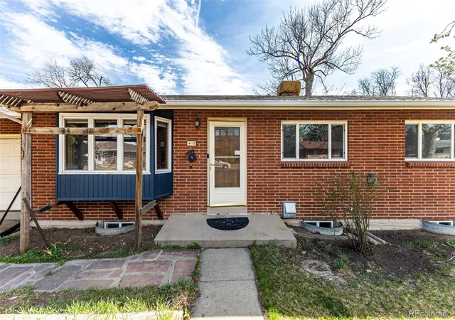 Homes for sale in Lakewood, CO | 40 Dover St, Lakewood, CO 80226 | MLS# 7638430