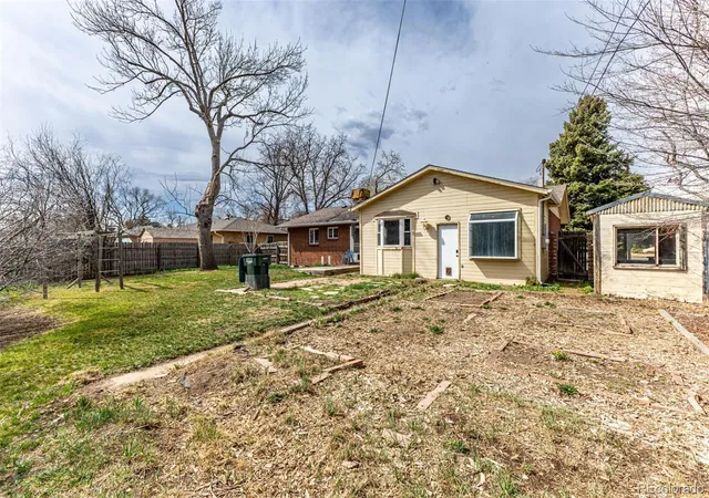 Homes for sale in Lakewood, CO | 40 Dover St, Lakewood, CO 80226 | MLS# 7638430