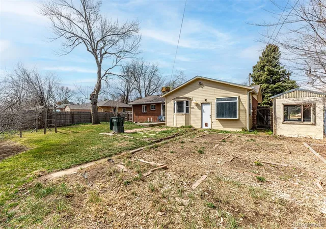 Homes for sale in Lakewood, CO | 40 Dover St, Lakewood, CO 80226 | MLS# 7638430