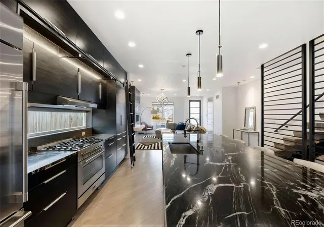 4th image of 2037 Hooker St, Denver, CO 80211 | MLS# 1742051