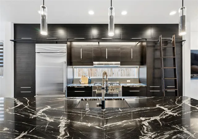 3rd image of 2037 Hooker St, Denver, CO 80211 | MLS# 1742051