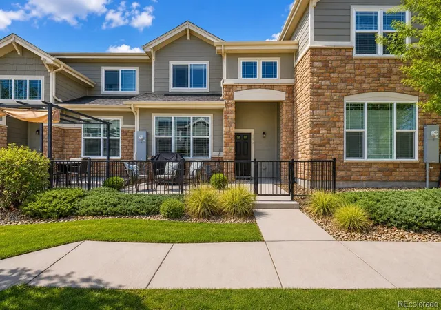 Homes for sale in Aurora, CO | 1877 S Buchanan Cir, Aurora, CO 80018 | MLS# 4372725