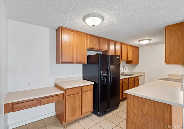 Photo 4 of Condo for sale at 2225 Buchtel Blvd #601, Denver, CO 80210 | MLS# 4746853 | Listing updated on 2026-05-15