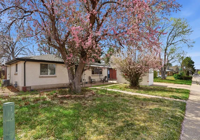 Photo 1 of Single family home for sale at 4740 E Jewell Ave, Denver, CO 80222 | MLS# 9009388 | Listing updated on 2026-10-06