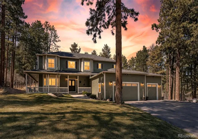 1st image of 4745 Cheyenne Dr, Larkspur, CO 80118 | MLS# 8642013
