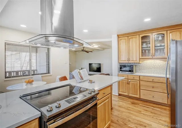 Homes for sale in Denver, CO | 2923 S Reading Ct, Denver, CO 80231 | MLS# 3847639