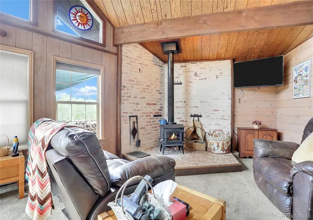Homes for sale in Kremmling, CO | 574 Gcr 286, Kremmling, CO 80459 | MLS# 5358119