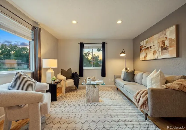 Photo 2 of Single family home for sale at 1490 S Zephyr St, Lakewood, CO 80232 | MLS# 4434606 | Listing updated on 2026-09-24