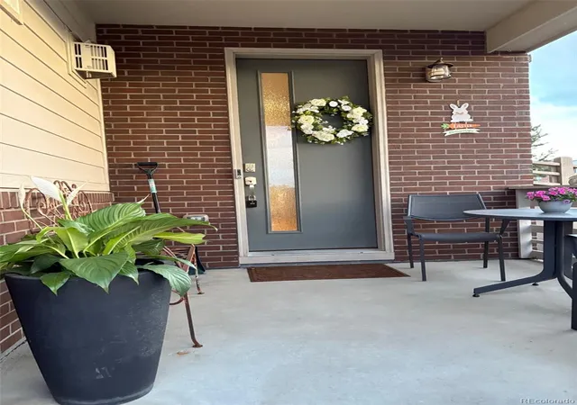 Photo 3 of Townhouse for sale at 7265 W Evans Ave, Denver, CO 80227 | MLS# 9822178 | Listing updated on 2026-09-08