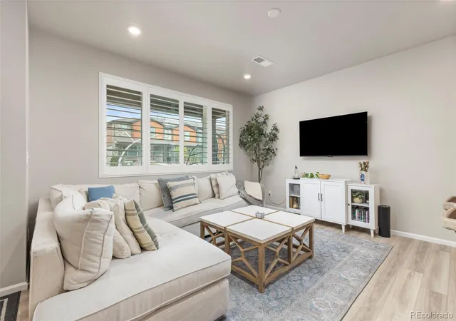 5th image of 6078 N Lisbon St, Aurora, CO 80019 | MLS# 3473091