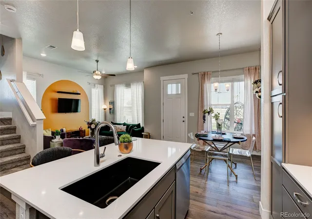 Photo 3 of Townhouse for sale at 420 High Point Dr #104, Longmont, CO 80504 | MLS# 9934172 | Listing updated on 2026-04-09