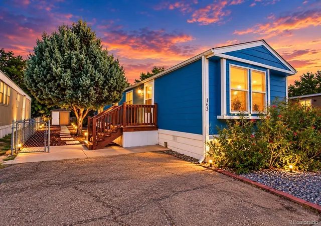 Photo 3 of Manufactured home for sale at 1401 9th Street, Fort Lupton, CO 80621 | MLS# 4986235 | Listing updated on 2026-10-10