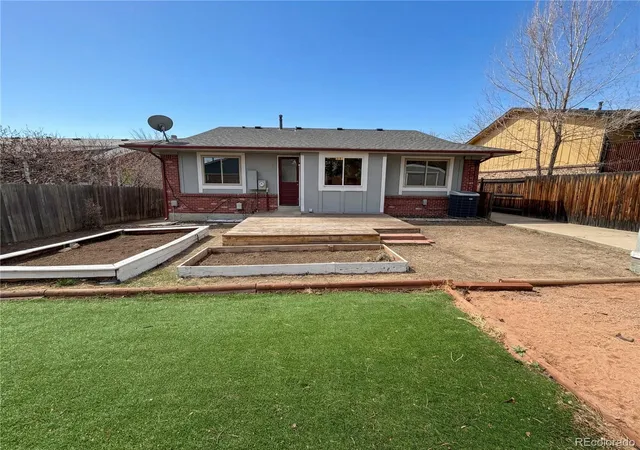 Photo 4 of Single family home for sale at 13771 W Warren Dr, Lakewood, CO 80228 | MLS# 2286533 | Listing updated on 2026-10-09