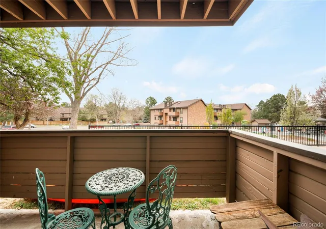 2nd image of 211 Wright St, Lakewood, CO 80228