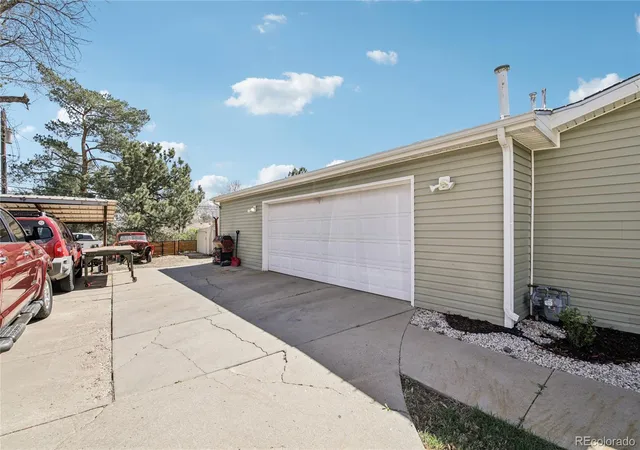 Photo 3 of Single family home for sale at 2612 52nd Avenue Ct, Greeley, CO 80634 | MLS# 8917821 | Listing updated on 2026-10-05