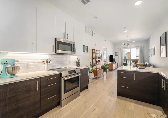5th image of 2550 Lawrence St #RB303, Denver, CO 80205 | MLS# 8440931