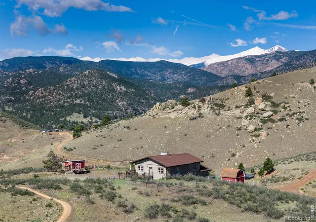2nd image of 1050 Sunrise Dr, Lyons, CO 80540 | MLS# IR1054915