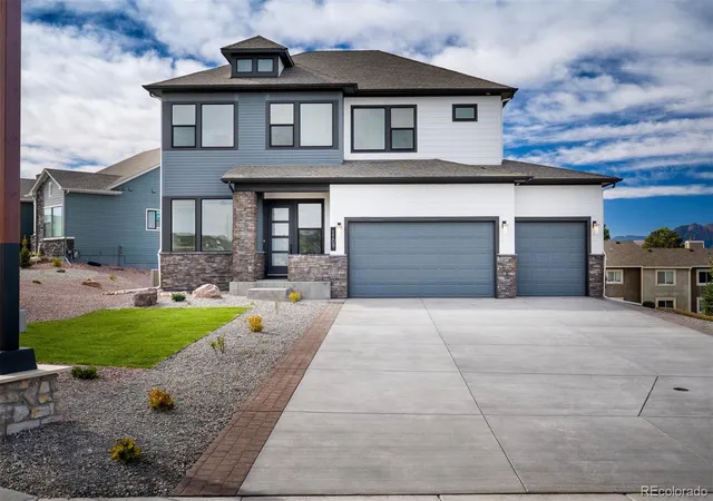 Photo 1 of Single family home for sale at 1109 White Clover Dr, Monument, CO 80132 | MLS# 4840799 | Listing updated on 2026-07-03
