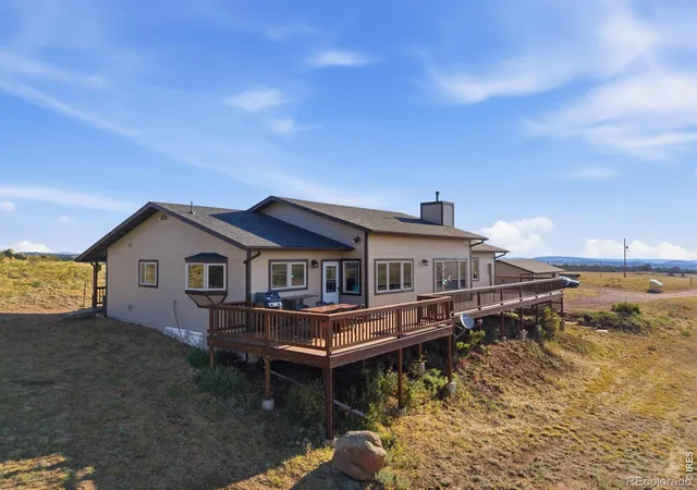 4th image of 795 Sundance Dr, Livermore, CO 80536 | MLS# IR1055024