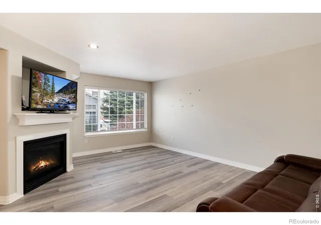 5th image of 1419 Red Mountain Dr #15, Longmont, CO 80504 | MLS# IR1055040