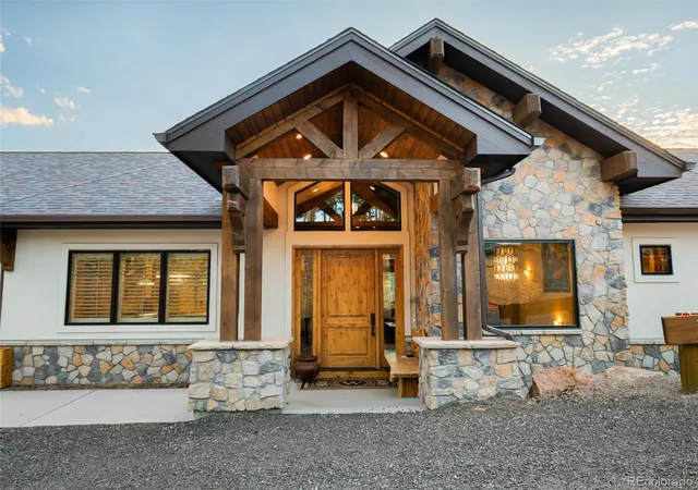 Photo 1 of Single family home for sale at 32643 Lodgepole Cir, Evergreen, CO 80439 | MLS# 2806353 | Listing updated on 2026-10-01
