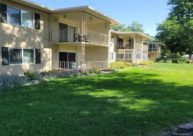 Homes for sale in Denver, CO | 755 S Clinton St #1A, Denver, CO 80247 | MLS# 4433943