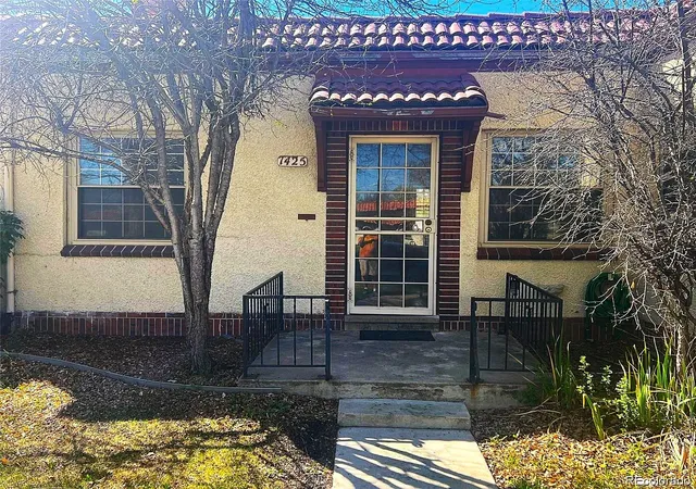 Photo 1 of Townhouse for sale at 1425 Ivy St, Denver, CO 80220 | MLS# 5393359 | Listing updated on 2026-10-10