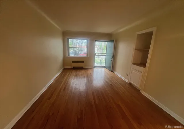 Photo 2 of Townhouse for sale at 1425 Ivy St, Denver, CO 80220 | MLS# 5393359 | Listing updated on 2026-10-10