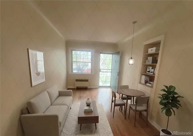 3rd image of 1425 Ivy St, Denver, CO 80220 | MLS# 5393359