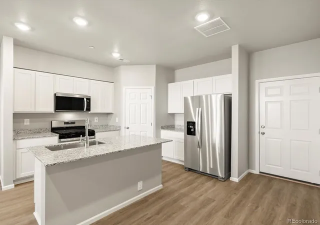 5th image of 1596 Riverplace Dr #3, Windsor, CO 80550 | MLS# 3318180