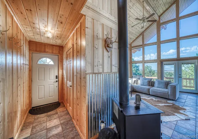 Homes for sale in Hartsel, CO | 741 Wolfe Rd, Hartsel, CO 80449 | MLS# 8262510